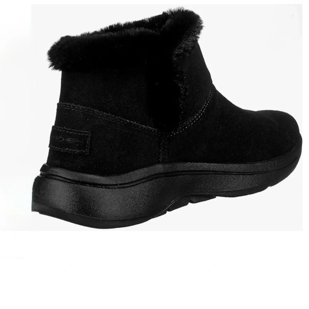 SKECHERS BLACK ENDEAVOR BOOTIES